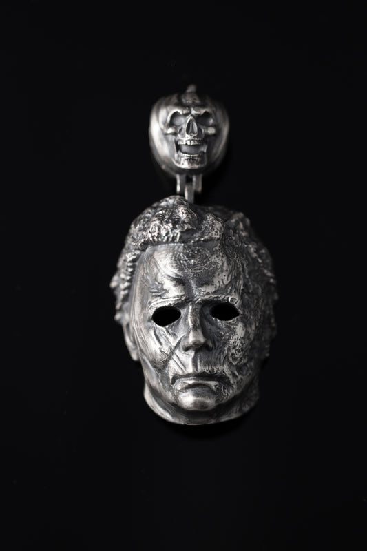 HALLOWEEN Michael Myers ~pendant with pumpkin bale