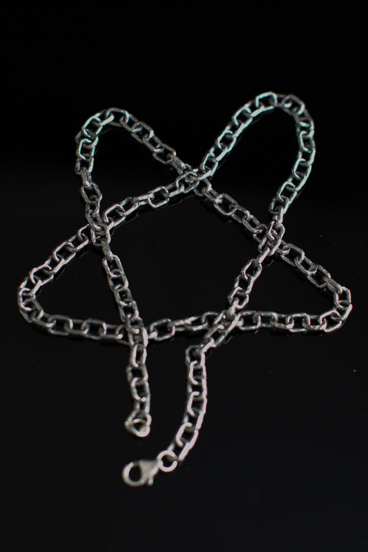 UNHOLY 'forged in fire' chain