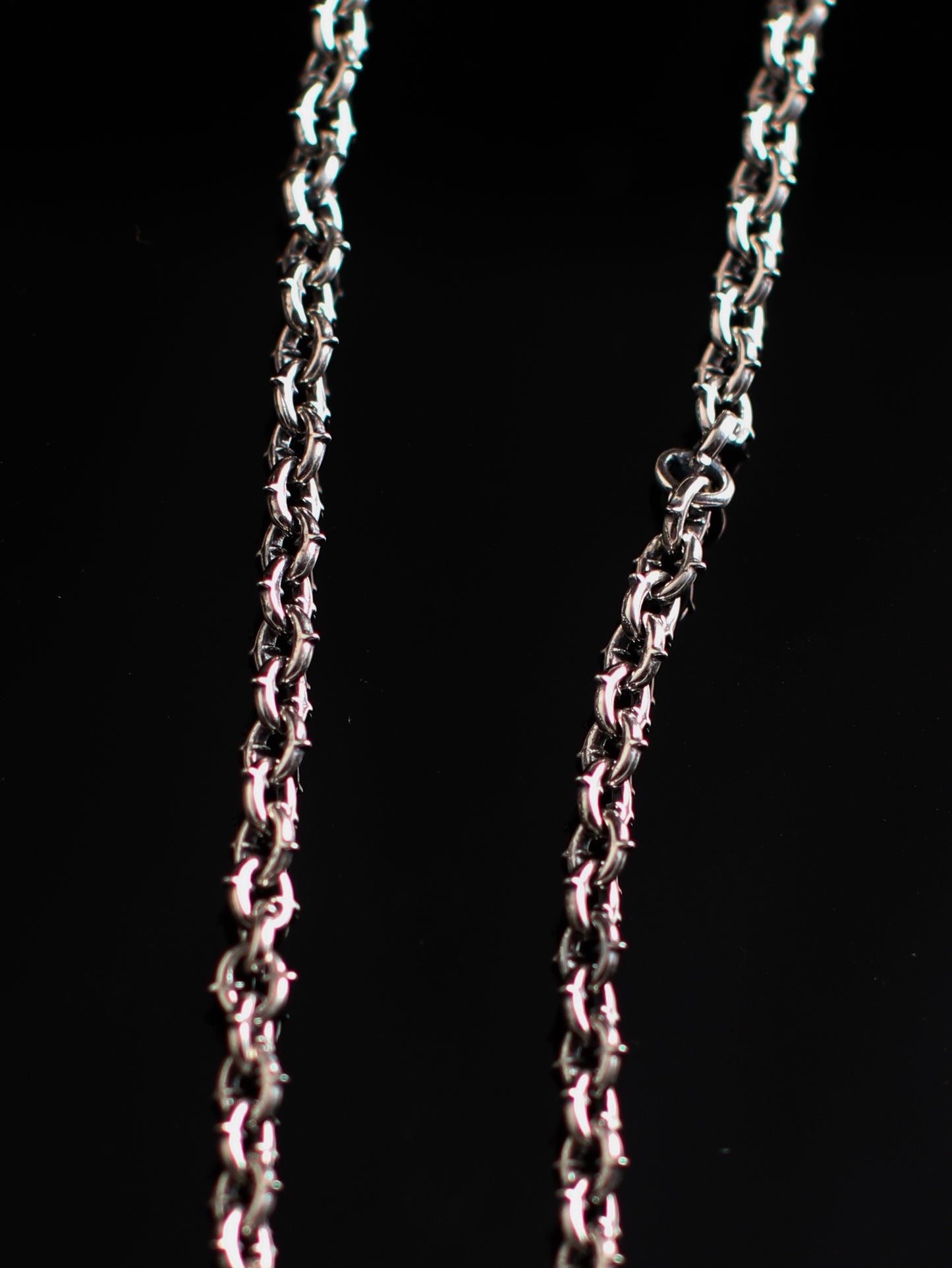 UNHOLY Barbed spiked chain