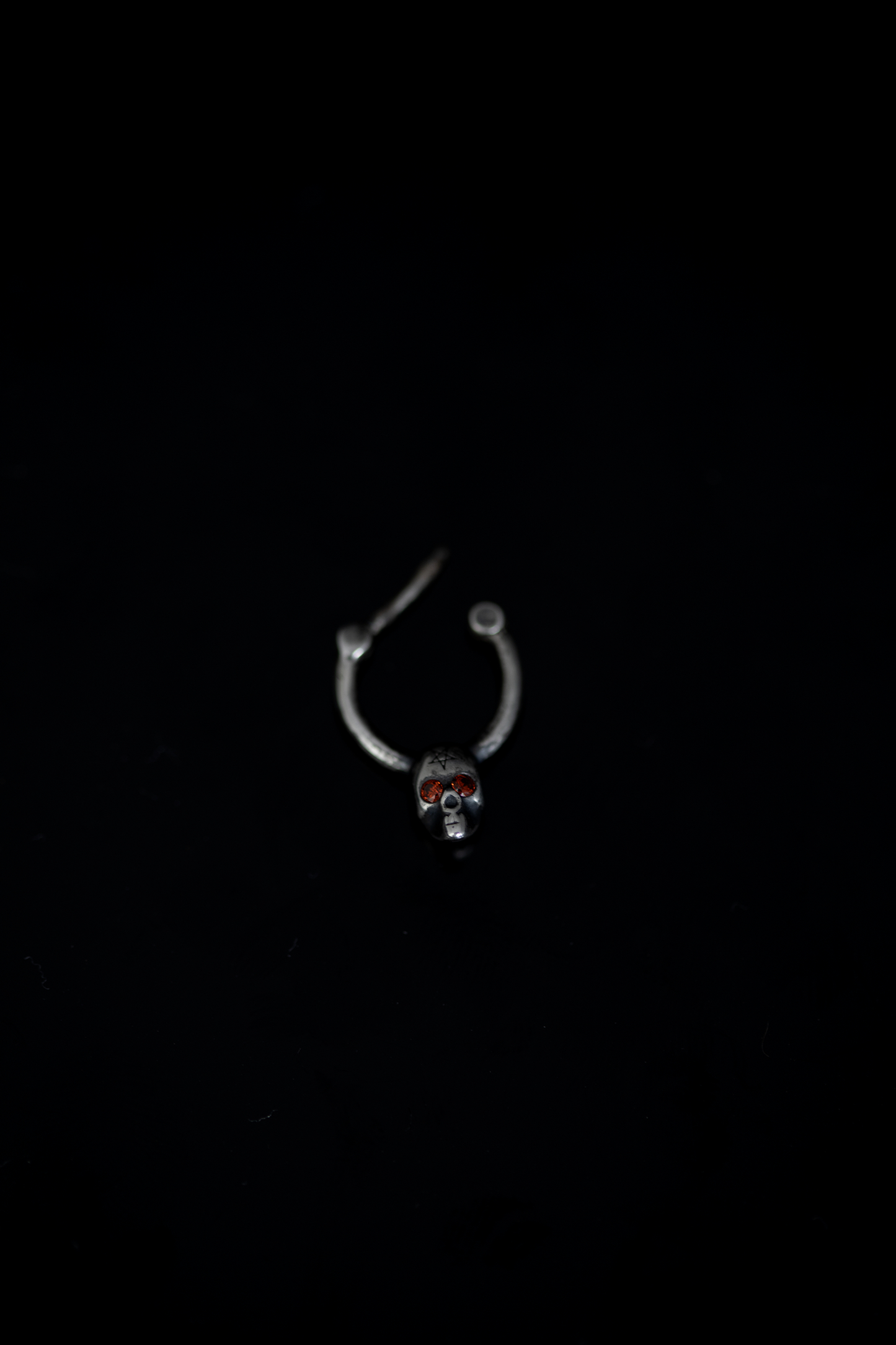 Unholy Skull Clicker Septum